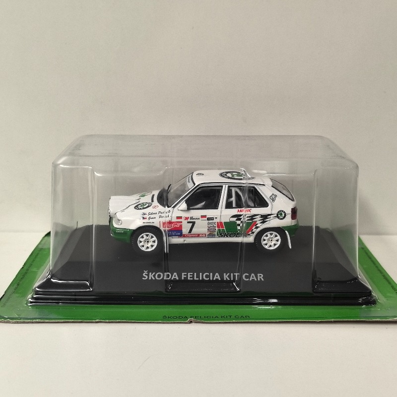 Model Kit Cars - Diecast IXO Skala 1:43 SKODA FELICIA