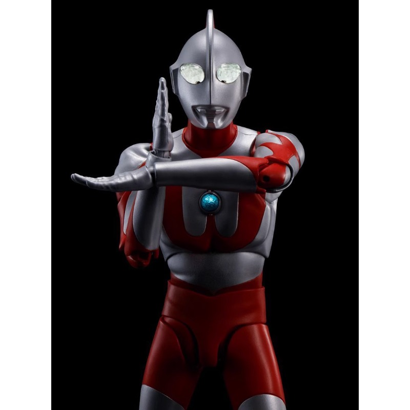 Model Kit Ultraman - S.H. Figuarts Model ukiran tulang, Ultraman
