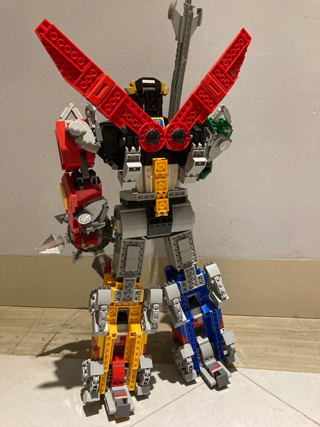 Kit Model Robot Bangunan Voltr - Model Kit Voltron ulasan dan harga